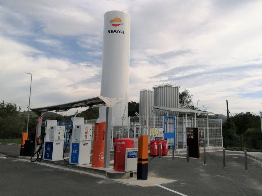 gasolineras-bombas-estaciones-servicio-gas-natural-licuado-gnl-espana
