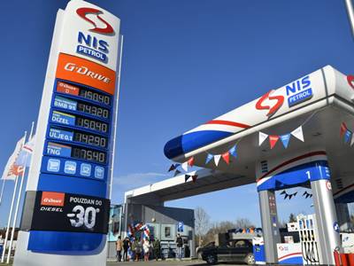 gasolineras-bombas-estaciones-servicio-gas-natural-licuado-gnl-serbia